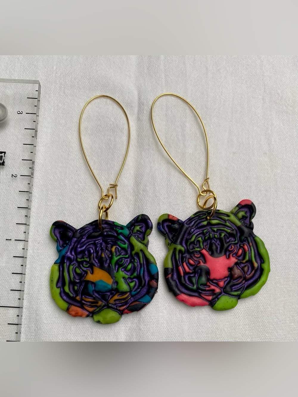 Multicolor Tiger Head Dangle Earrings with Gold Hooks